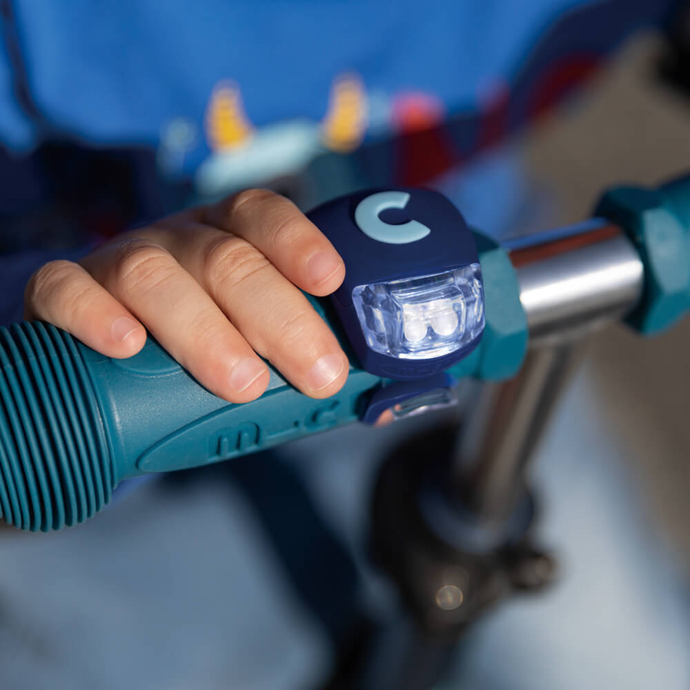 Dodatki do hulajnóg - przegląd akcesoriów